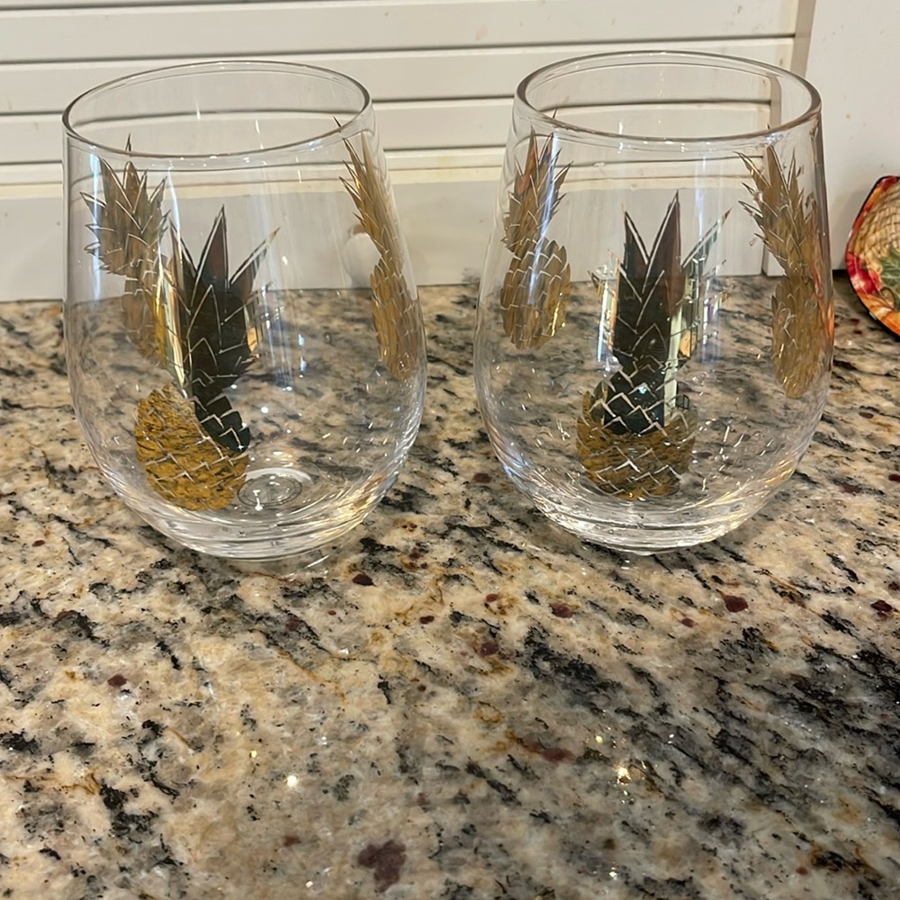 Gold Pineapple Stemless Wine Glasses x2